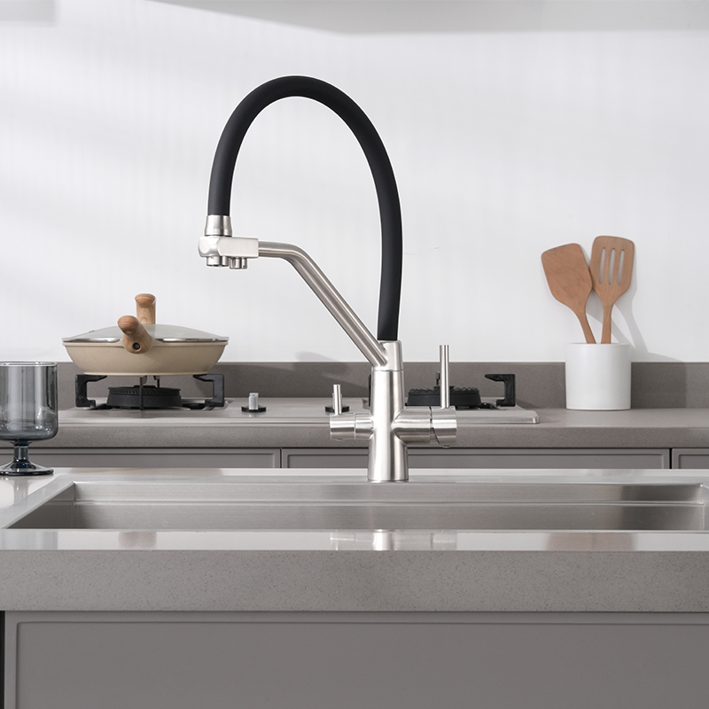 What is the connection process between the handle and the body of a double-handle kitchen faucet?